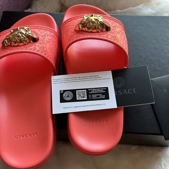 Ladies Versace slides - Picture 6 of 8